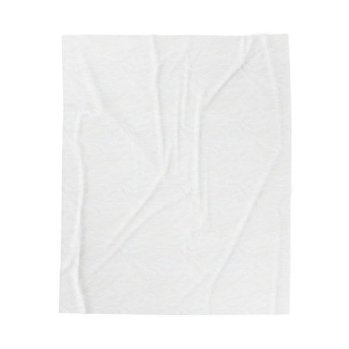 Cozy Velveteen Plush Blanket - Soft Checkered Design for Comfort & Style